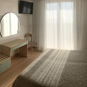 Camera standard con letto king size